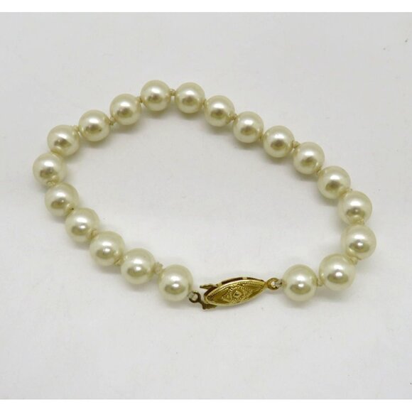 Vintage Imitation Pearl Bracelet 7.5" Knotted String Gold Tone Fish Hook Clasp - Picture 7 of 12